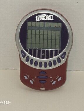 2003 Radica Big Screen Free Cell Handheld Game w/ Battery Cover - TESTED